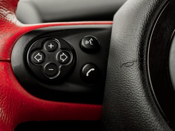 Mini Hatch II (R56) Рестайлинг с пробегом 2012 года, цена 1 000 000 рублей, 105971 км, хэтчбек, Автокод Объявления