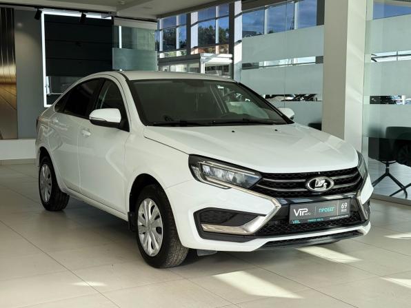 Lada (ВАЗ) Vesta I Рестайлинг (NG) с пробегом 2023 года, цена 1 045 000 рублей, 81912 км, седан, Автокод Объявления