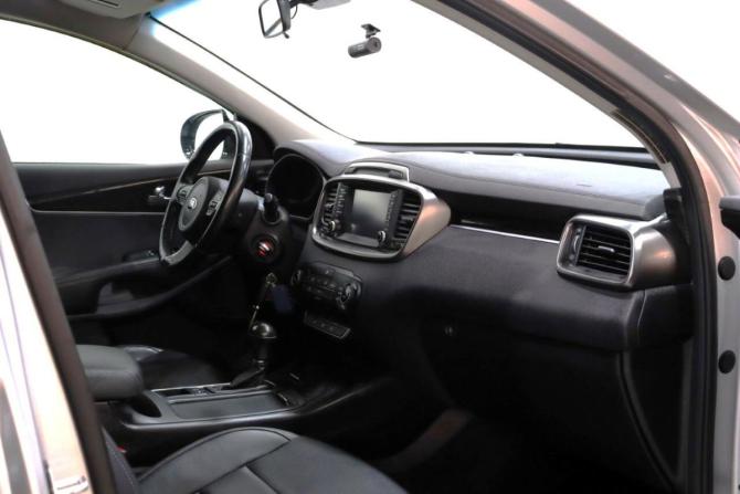 Kia Sorento III Prime Рестайлинг с пробегом 2017 года, цена 2 793 000 рублей, 55287 км, внедорожник, Автокод Объявления