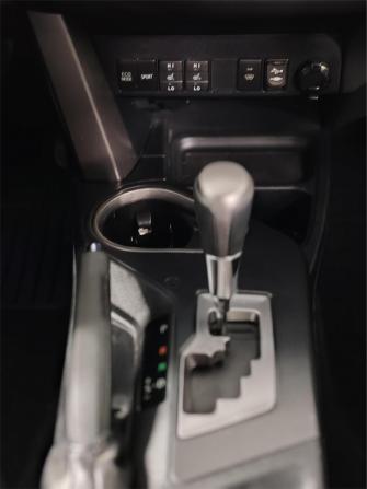 Toyota RAV4 IV (XA40) Рестайлинг с пробегом 2017 года, цена 2 375 000 рублей, 202694 км, внедорожник, Автокод Объявления
