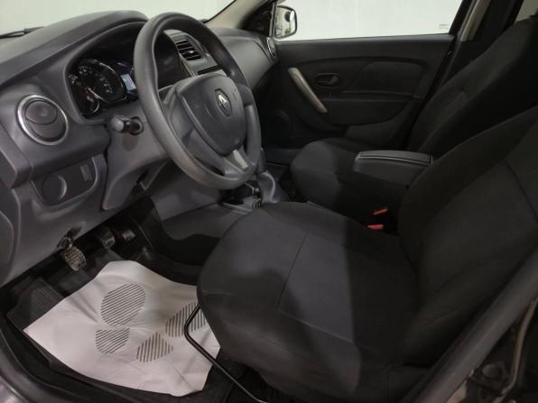 Renault Logan II с пробегом 2015 года, цена 640 000 рублей, 133191 км, седан, Автокод Объявления
