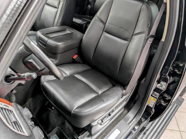 Chevrolet Tahoe III с пробегом 2013 года, цена 3 000 000 рублей, 86663 км, внедорожник, Автокод Объявления