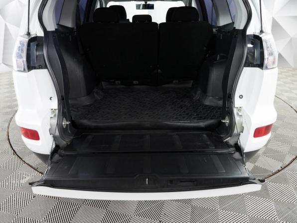 Mitsubishi Outlander II Рестайлинг с пробегом 2010 года, цена 1 149 000 рублей, 176500 км, внедорожник, Автокод Объявления