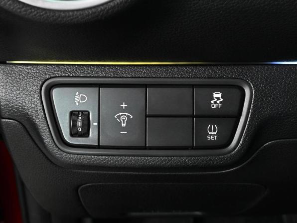 Kia Cerato IV Рестайлинг с пробегом 2021 года, цена 2 429 000 рублей, 12234 км, седан, Автокод Объявления