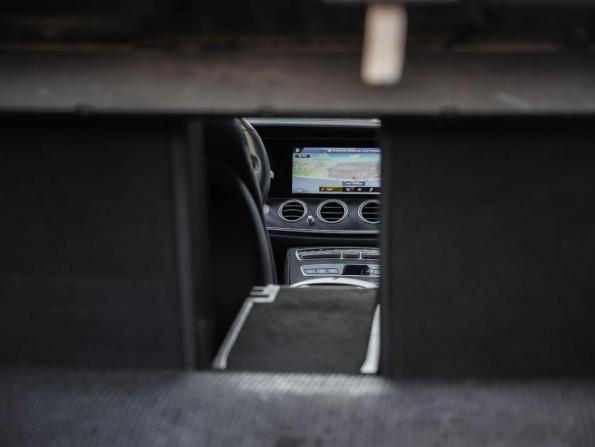 Mercedes-Benz E-Класс V (W213 S213 C238) Рестайлинг с пробегом 2021 года, цена 3 399 000 рублей, 142794 км, седан, Автокод Объявления