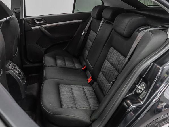 Skoda Octavia II (A5) Рестайлинг с пробегом 2011 года, цена 819 000 рублей, 180178 км, лифтбек, Автокод Объявления