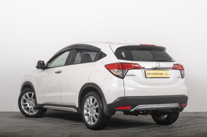 Honda Vezel I Рестайлинг с пробегом 2018 года, цена 1 899 000 рублей, 106000 км, внедорожник, Автокод Объявления