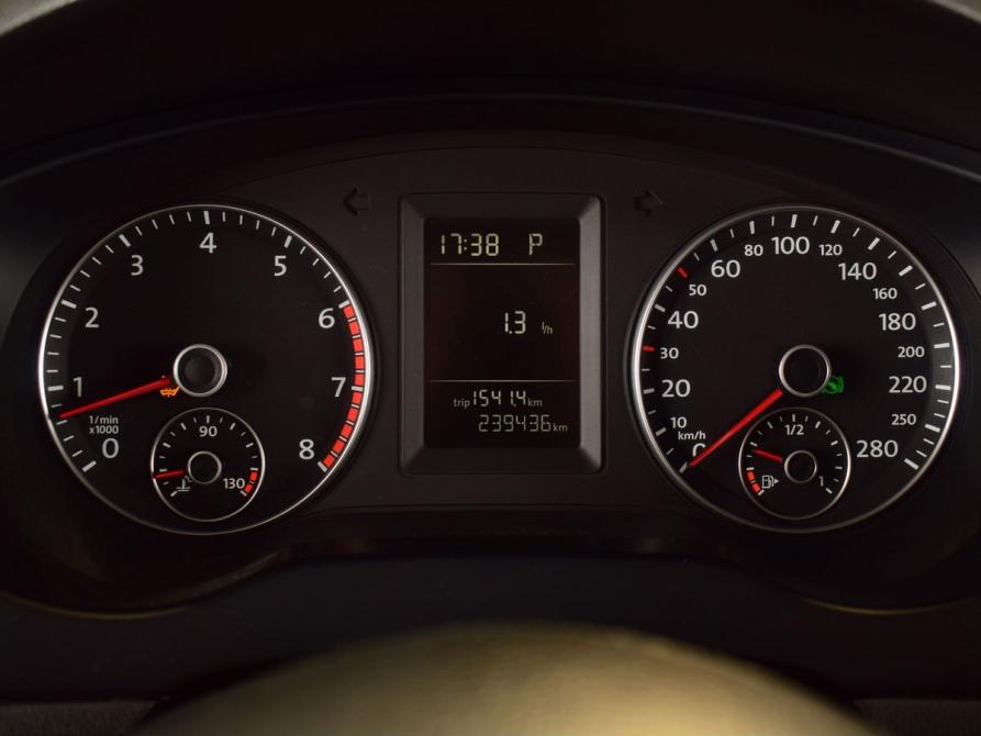 Volkswagen Jetta VI Кемерово  - изображение 9