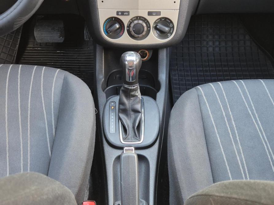 Opel Corsa D Екатеринбург  - изображение 11
