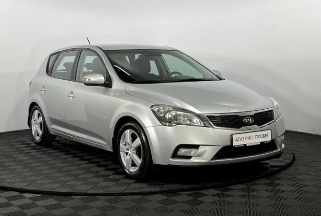Kia Ceed I Рестайлинг с пробегом 2011 года, цена 895 000 рублей, 127245 км, хэтчбек, Автокод Объявления