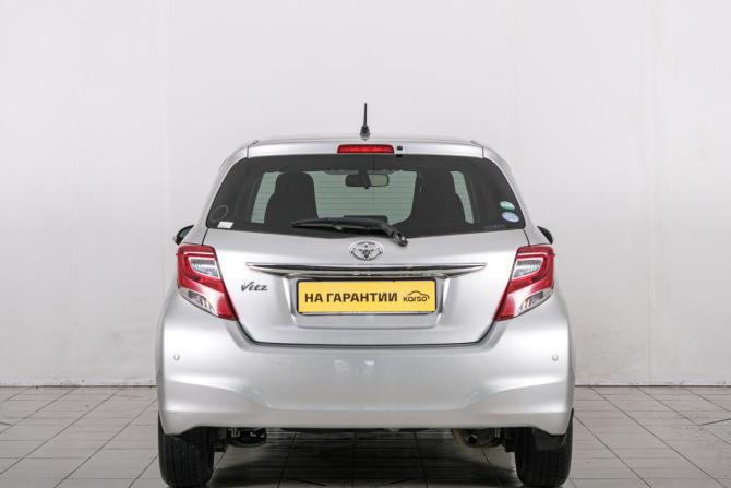 Toyota Vitz III (XP130) Рестайлинг с пробегом 2015 года, цена 899 000 рублей, 136780 км, хэтчбек, Автокод Объявления