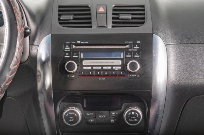 Suzuki SX4 I (Classic) Рестайлинг с пробегом 2010 года, цена 829 000 рублей, 244000 км, хэтчбек, Автокод Объявления