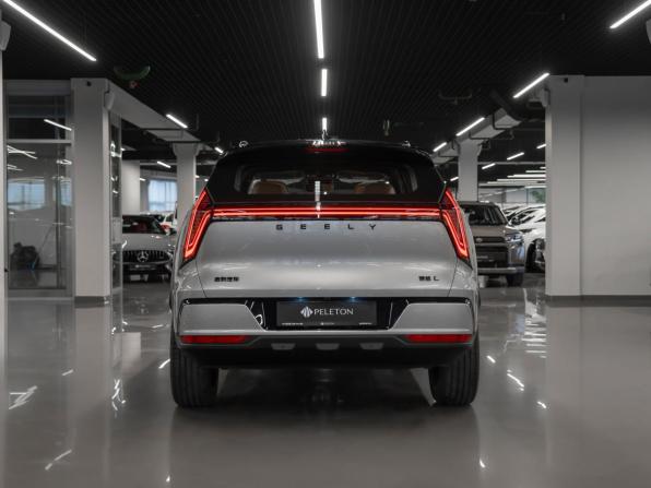 Geely Atlas II с пробегом 2025 года, цена 3 050 000 рублей, 30 км, внедорожник, Автокод Объявления