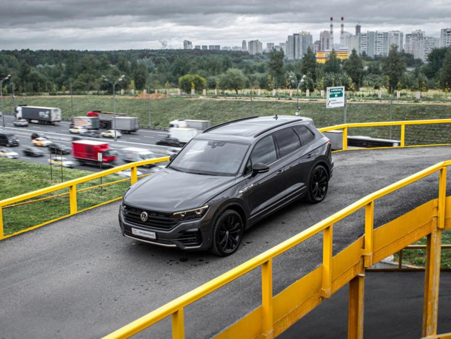 Volkswagen Touareg III Москва  - изображение 3