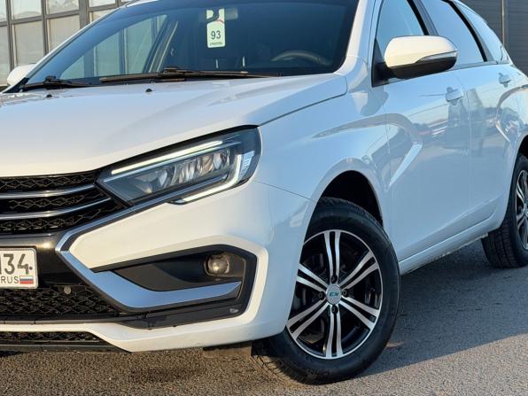 Lada (ВАЗ) Vesta I Рестайлинг (NG) с пробегом 2024 года, цена 1 379 000 рублей, 56879 км, универсал, Автокод Объявления
