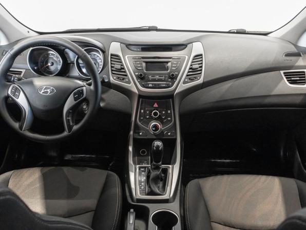 Hyundai Elantra V (MD) Рестайлинг с пробегом 2015 года, цена 1 170 000 рублей, 173172 км, седан, Автокод Объявления