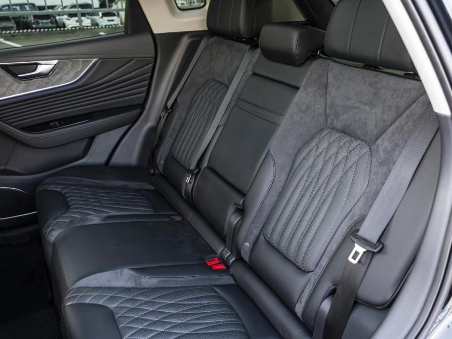 Hongqi HS5 I Рестайлинг Москва  - изображение 16
