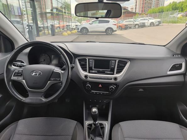 Hyundai Solaris II с пробегом 2019 года, цена 1 205 000 рублей, 168996 км, седан, Автокод Объявления