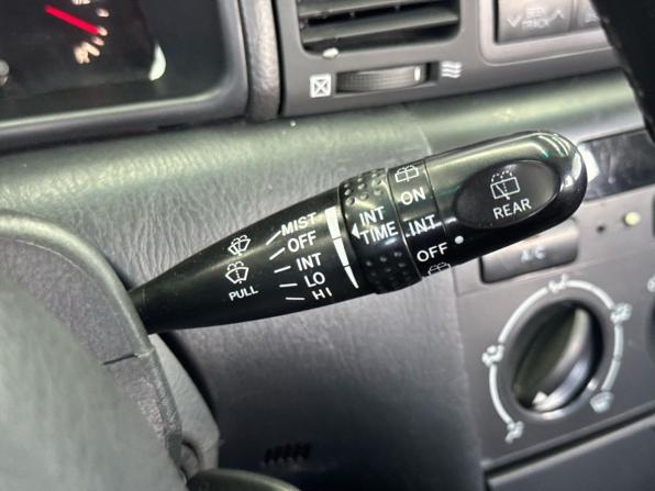 Toyota Corolla IX (E120 E130) Рестайлинг с пробегом 2006 года, цена 550 000 рублей, 282027 км, хэтчбек, Автокод Объявления