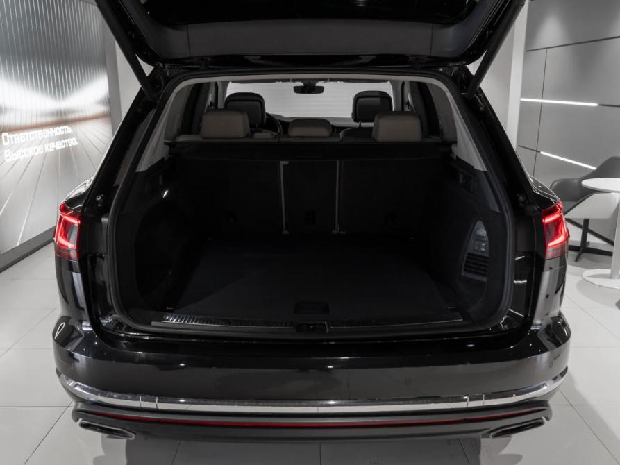 Volkswagen Touareg III Москва  - изображение 25