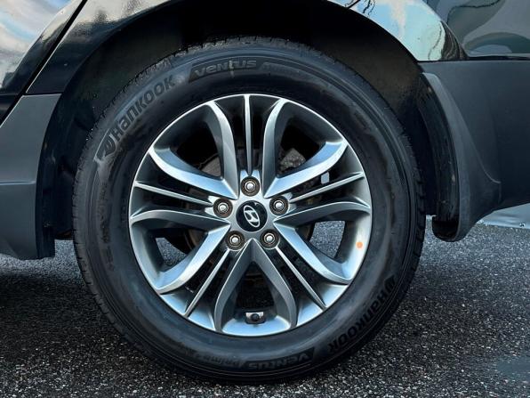 Hyundai ix35 I Рестайлинг с пробегом 2015 года, цена 1 260 400 рублей, 145791 км, внедорожник, Автокод Объявления