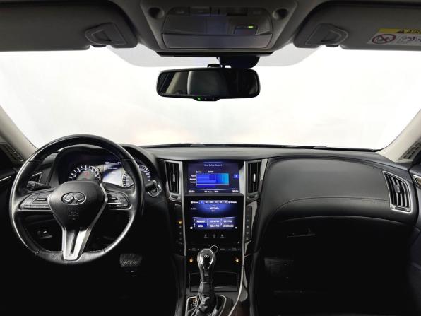 Infiniti Q50 I Рестайлинг с пробегом 2017 года, цена 1 995 000 рублей, 105700 км, седан, Автокод Объявления