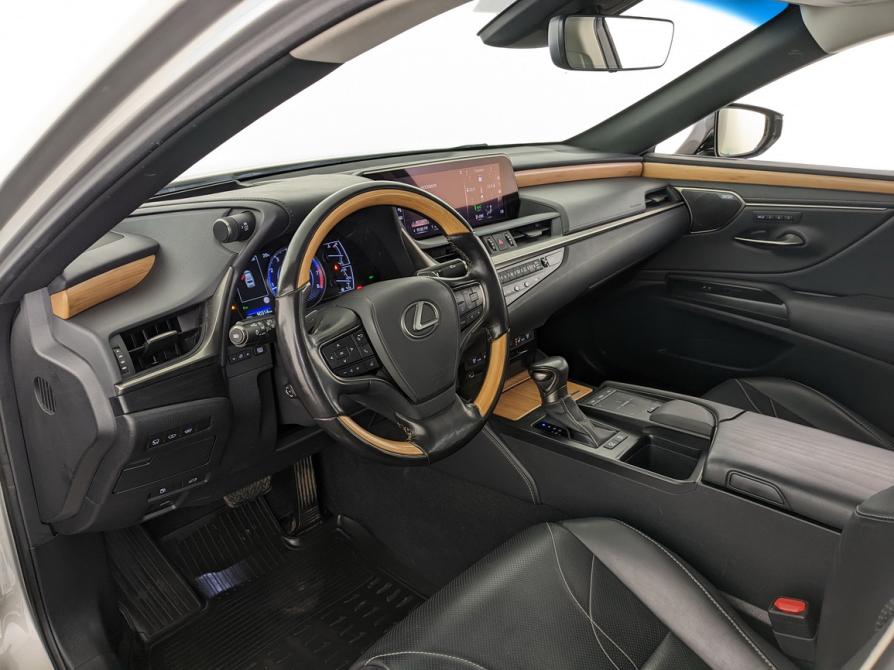 Lexus ES VII Москва  - изображение 16