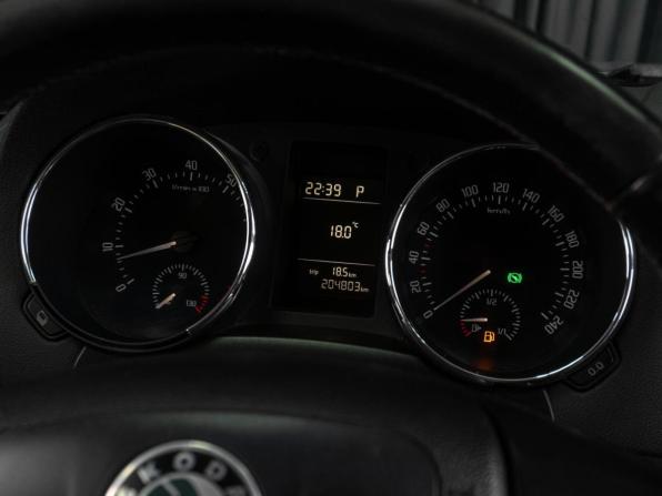 Skoda Yeti I с пробегом 2010 года, цена 719 000 рублей, 204803 км, внедорожник, Автокод Объявления