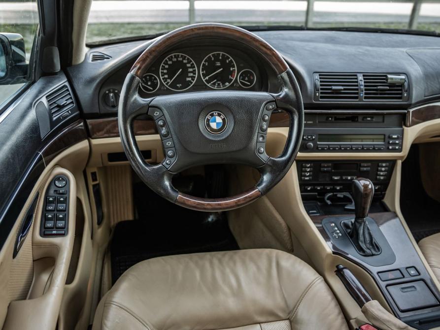 BMW 5 серии IV (E39) Рестайлинг Волгоград  - изображение 15