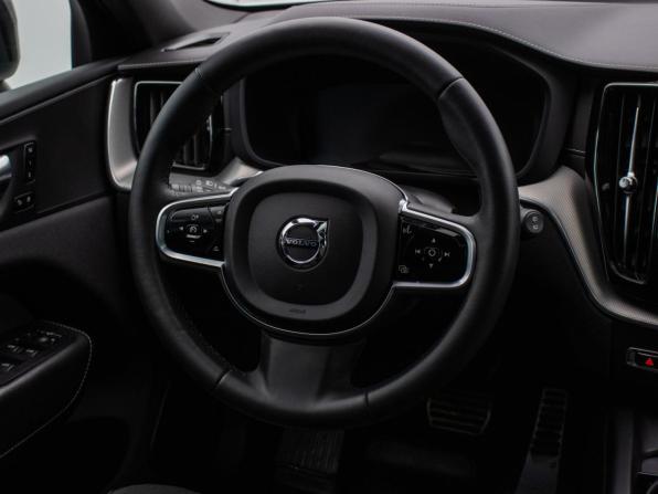 Volvo XC60 II с пробегом 2020 года, цена 4 489 000 рублей, 39355 км, внедорожник, Автокод Объявления