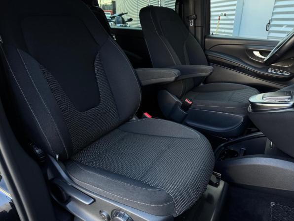 Mercedes-Benz V-Класс III (W447) Рестайлинг с пробегом 2021 года, цена 5 990 000 рублей, 81200 км, минивэн, Автокод Объявления