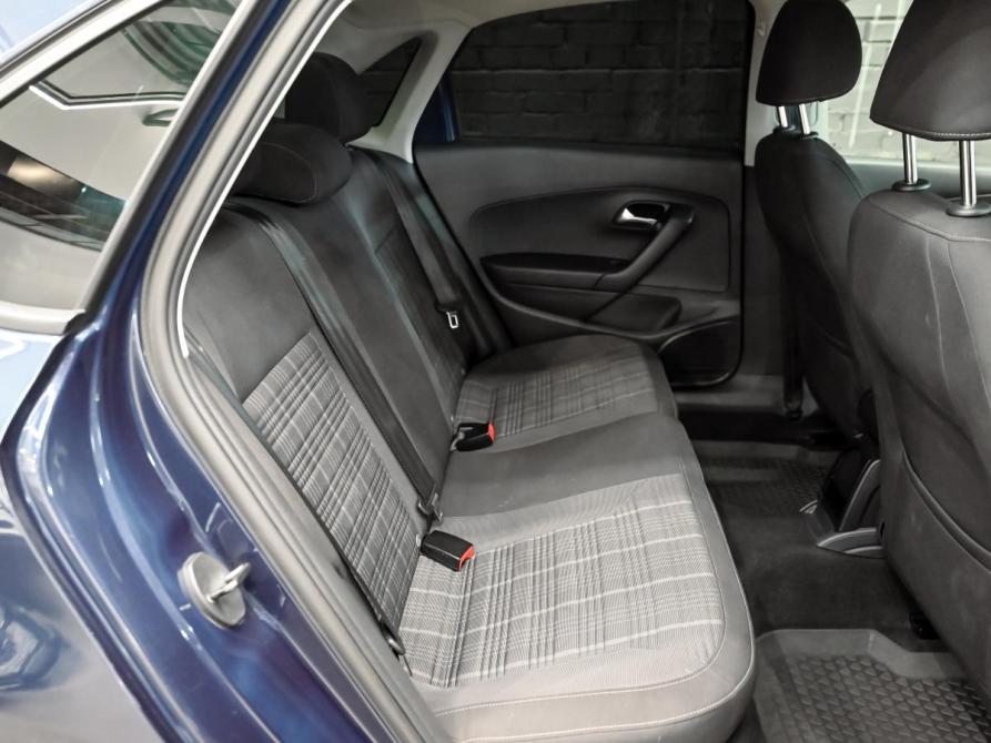 Volkswagen Polo V Рестайлинг Екатеринбург  - изображение 16