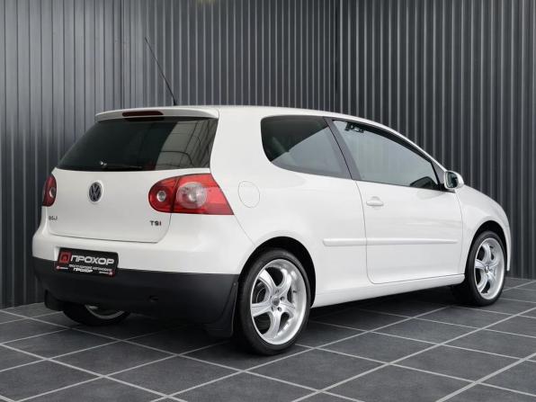 Volkswagen Golf V с пробегом 2008 года, цена 450 000 рублей, 274120 км, хэтчбек, Автокод Объявления