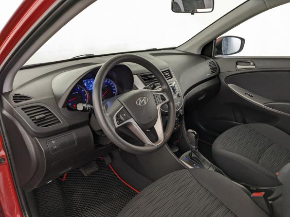 Hyundai Solaris I Рестайлинг с пробегом 2015 года, цена 1 100 000 рублей, 105150 км, седан, Автокод Объявления
