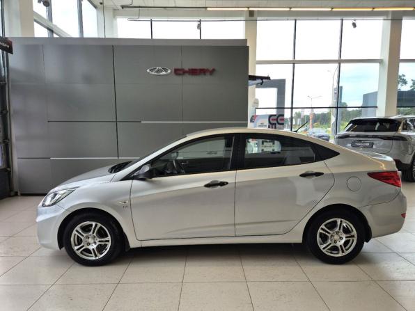 Hyundai Solaris I с пробегом 2013 года, цена 869 000 рублей, 107691 км, седан, Автокод Объявления
