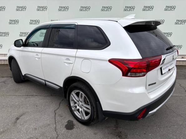 Mitsubishi Outlander III Рестайлинг 3 с пробегом 2018 года, цена 1 990 000 рублей, 117000 км, внедорожник, Автокод Объявления