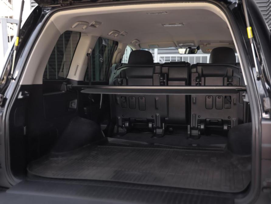 Toyota Land Cruiser 200 Series Рестайлинг 2 Санкт-Петербург  - изображение 32