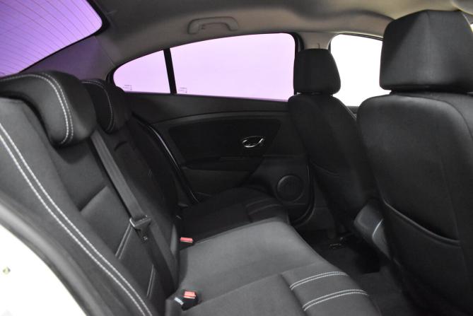 Renault Fluence I Рестайлинг с пробегом 2013 года, цена 700 000 рублей, 108911 км, седан, Автокод Объявления