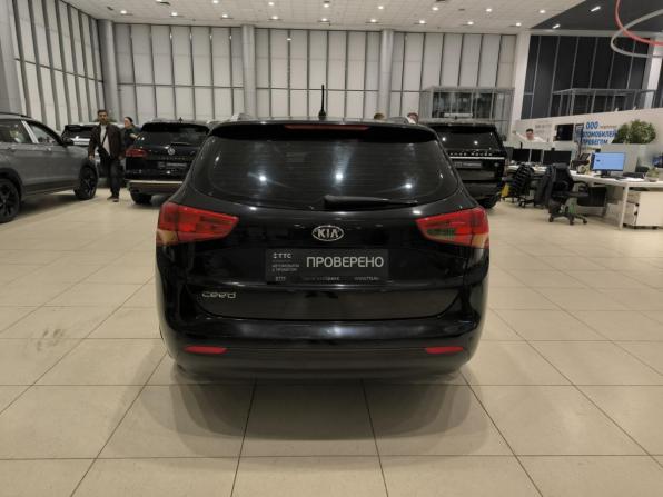 Kia Ceed II с пробегом 2013 года, цена 850 000 рублей, 303000 км, универсал, Автокод Объявления