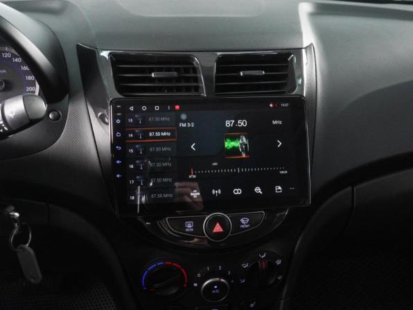 Hyundai Solaris I Рестайлинг с пробегом 2015 года, цена 1 130 000 рублей, 81054 км, седан, Автокод Объявления