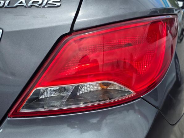 Hyundai Solaris I Рестайлинг с пробегом 2015 года, цена 1 049 000 рублей, 174000 км, седан, Автокод Объявления
