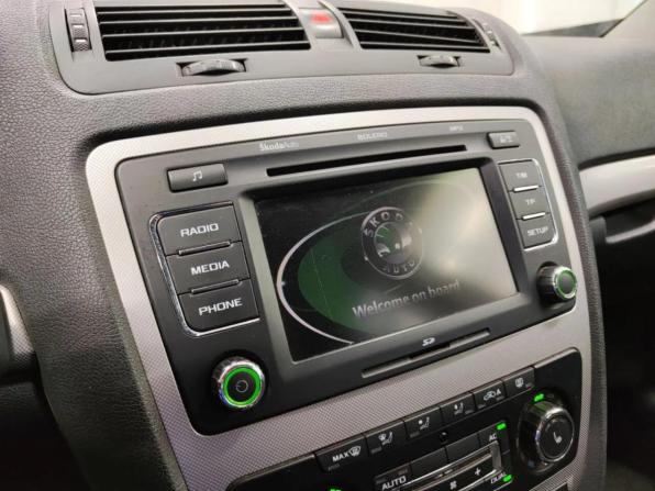 Skoda Octavia II (A5) Рестайлинг с пробегом 2011 года, цена 568 880 рублей, 278565 км, лифтбек, Автокод Объявления