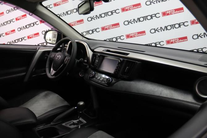 Toyota RAV4 IV (XA40) Рестайлинг с пробегом 2017 года, цена 2 095 170 рублей, 294866 км, внедорожник, Автокод Объявления