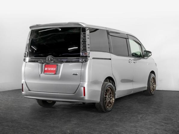 Toyota Voxy III (R80) с пробегом 2014 года, цена 1 900 000 рублей, 163329 км, минивэн, Автокод Объявления