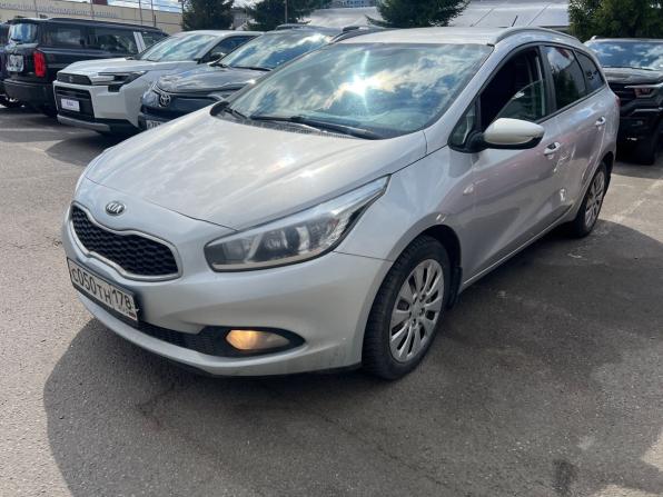 Kia Ceed II с пробегом 2015 года, цена 1 050 000 рублей, 248433 км, универсал, Автокод Объявления