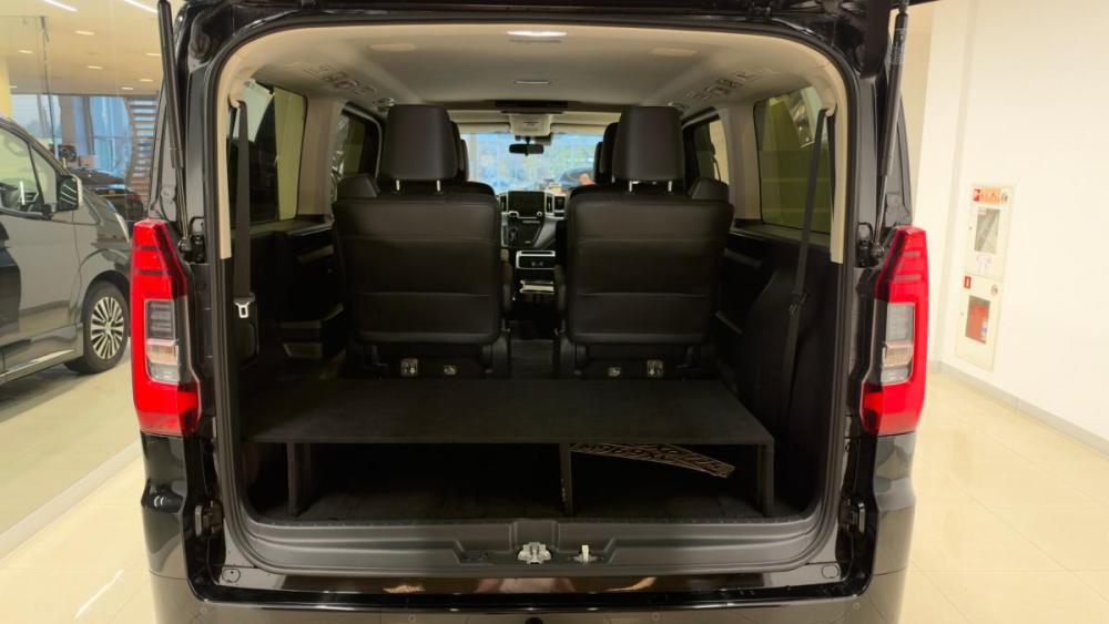 Toyota HiAce H300 Челябинск  - изображение 7