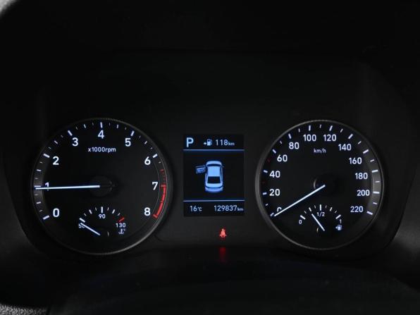 Hyundai Solaris II с пробегом 2019 года, цена 1 230 000 рублей, 129837 км, седан, Автокод Объявления