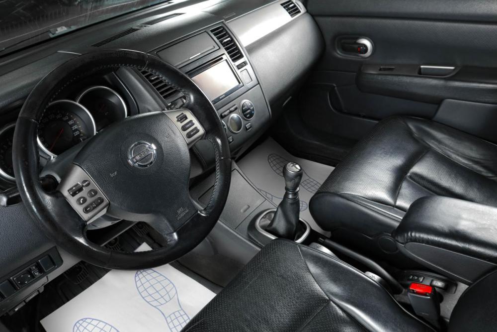 Nissan Tiida I Тюмень  - изображение 8