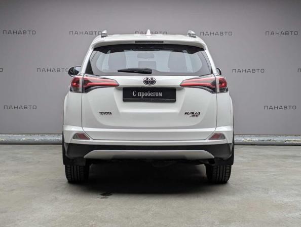 Toyota RAV4 IV (XA40) Рестайлинг с пробегом 2018 года, цена 2 697 000 рублей, 122673 км, внедорожник, Автокод Объявления