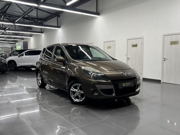 Renault Scenic III с пробегом 2011 года, цена 745 000 рублей, 187165 км, компактвэн, Автокод Объявления